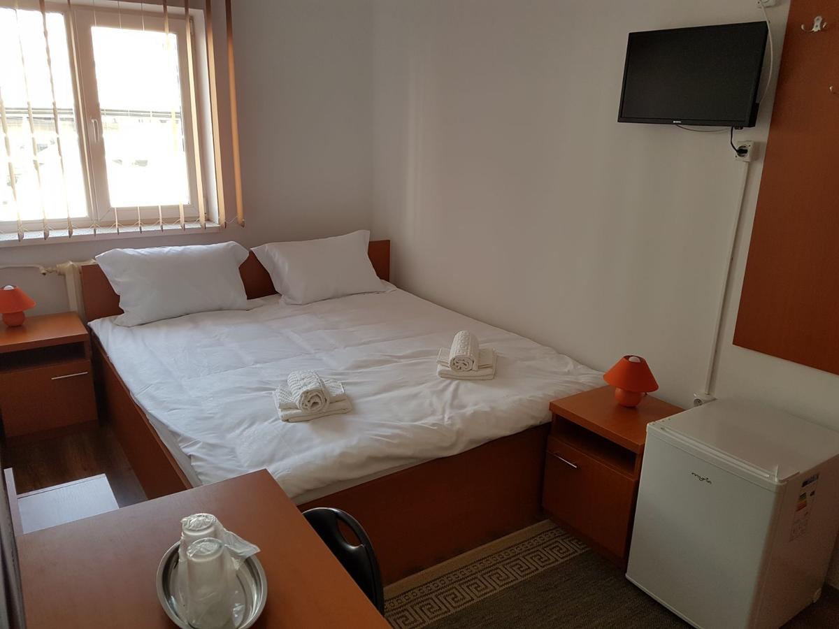 FăgăraşPiete Targuri Si Oboareアパートメント エクステリア 写真